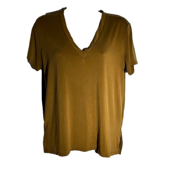 𝅺lush tee shirt, size small in good condition - Picture 1 of 4